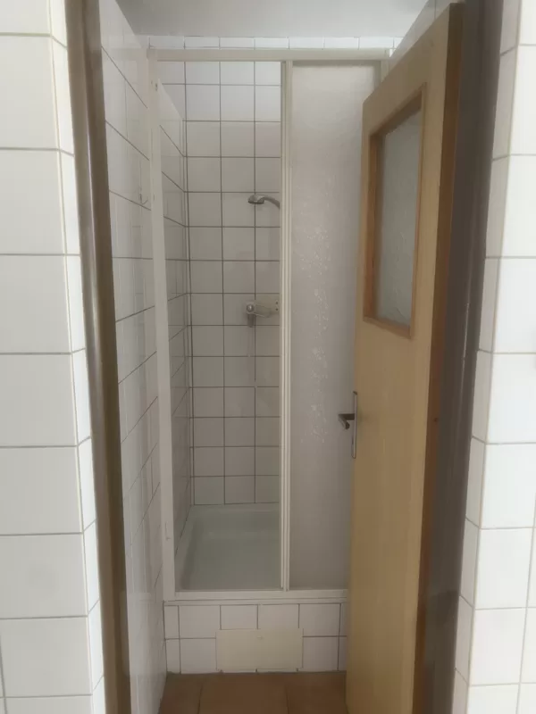 spoločné sprchy